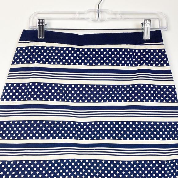 VINEYARD VINES FAIRWAY NAVY POLKA DOT STRIPE SKIRT SIZE 2 - Picture 4 of 9